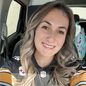 Meet your Posher, Danielle